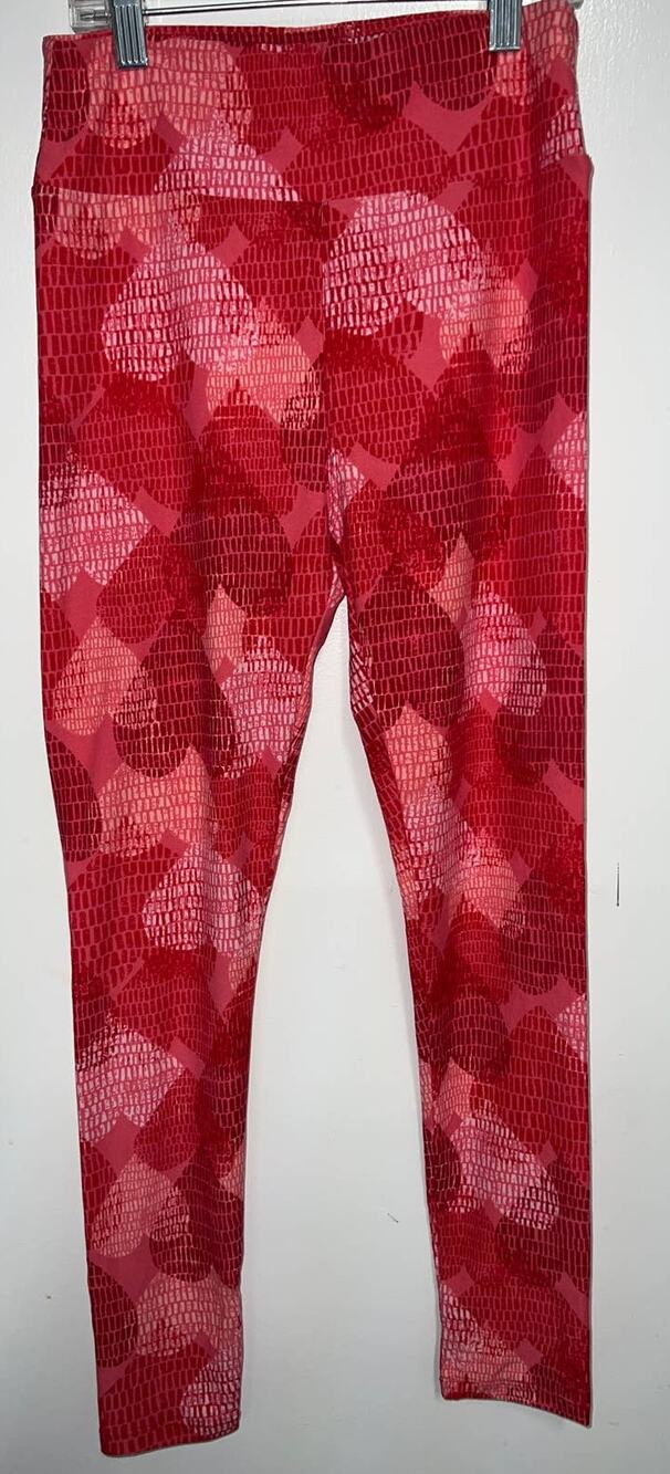 NWOT Lularoe Valentine Leggings OS